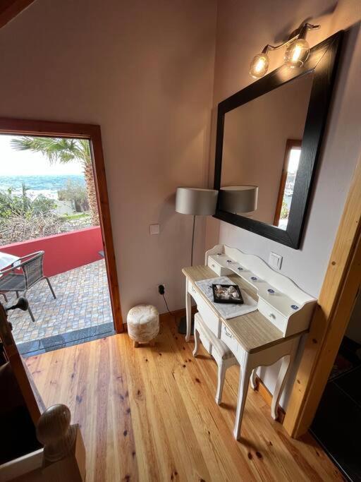 Waves Song - Cottage Porto Moniz Exterior foto