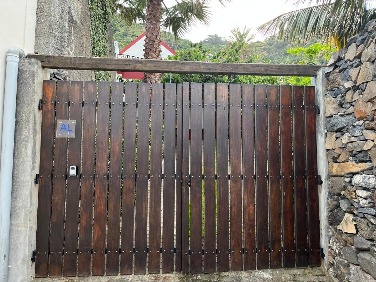 Waves Song - Cottage Porto Moniz Exterior foto